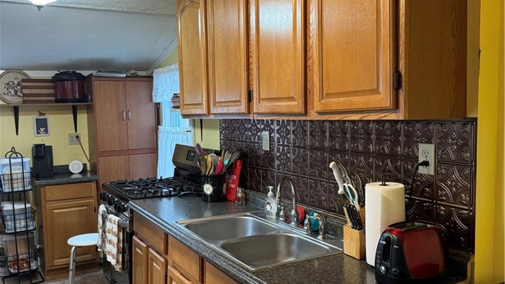Property at 428 Neilly Place, Elmira City, NY 14904 7