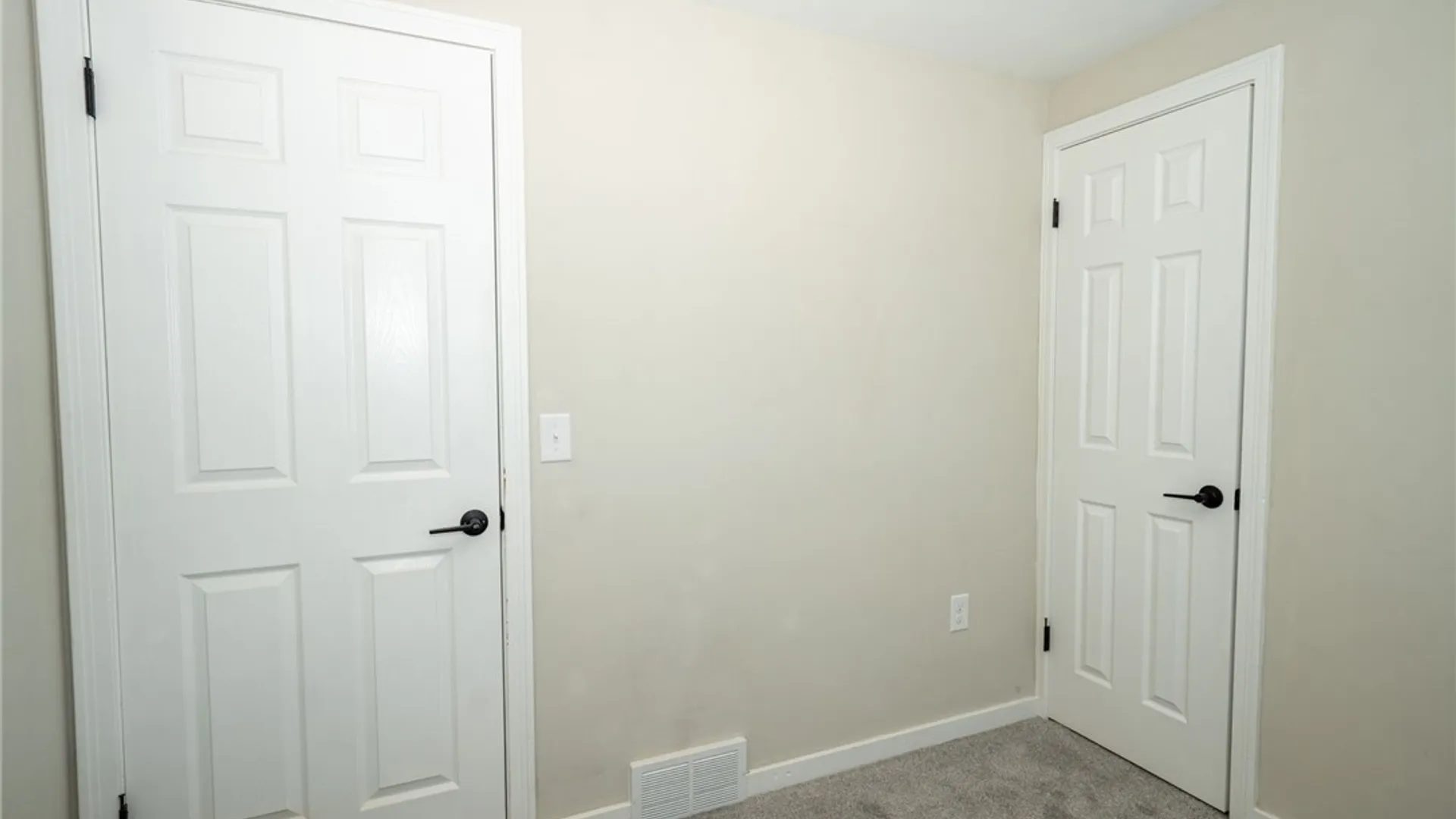 Property at 2367 Long Road, Grand Island, NY 14072 18