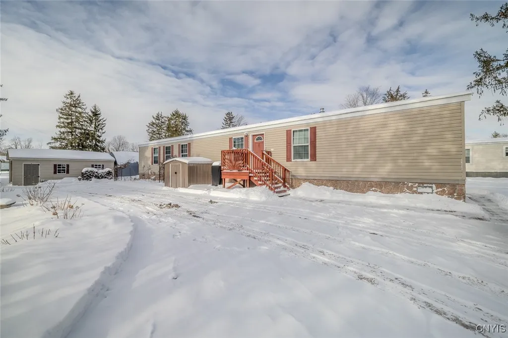Property at 21 Jetty Drive, Mentz, NY 13140