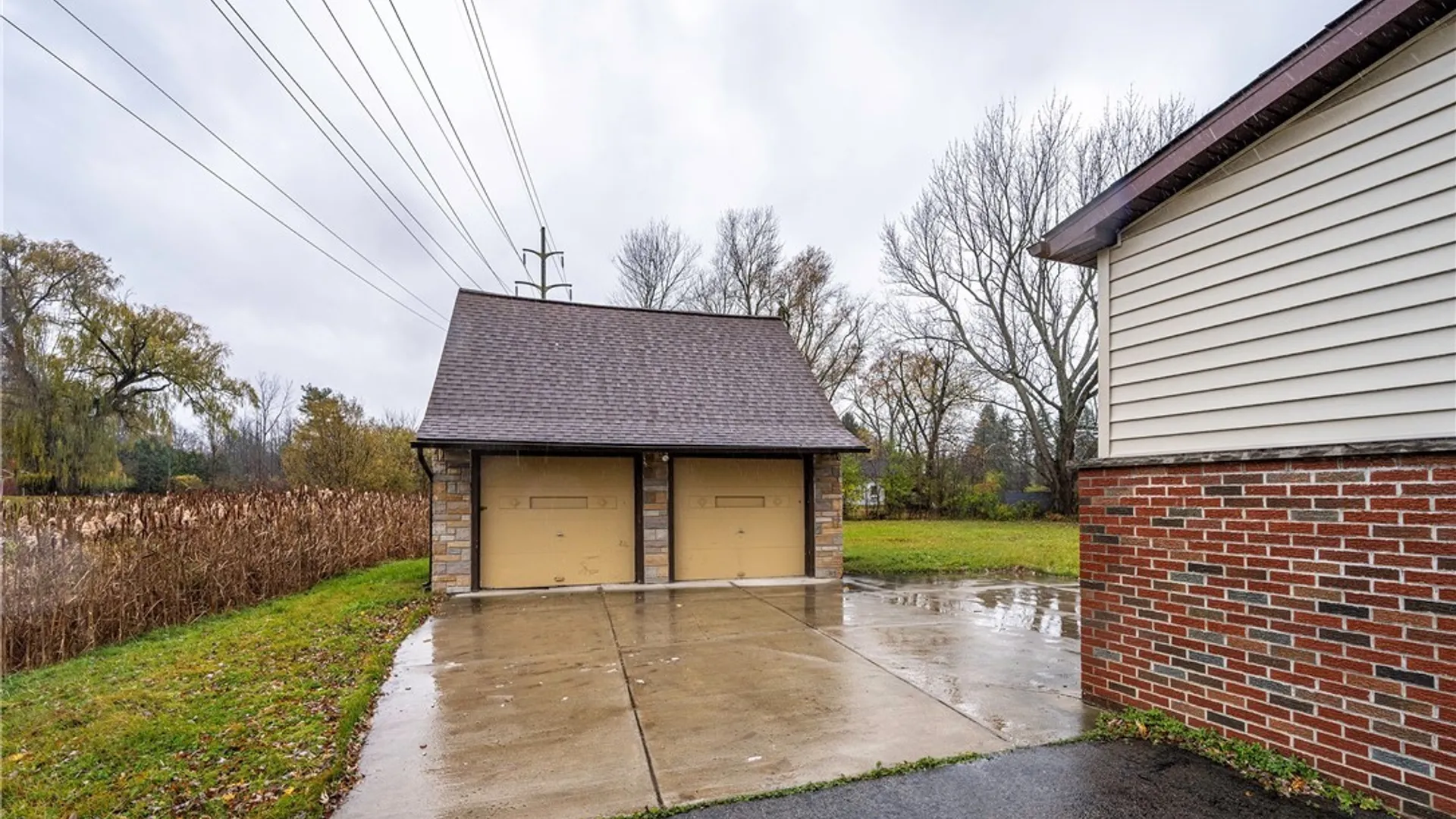 Property at 5082 Bay View Road, Hamburg, NY 14075 33