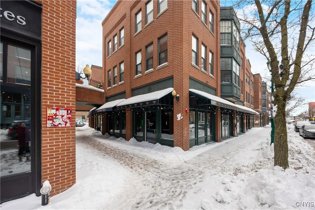 Property at 133 Walton Street, Syracuse, NY 13202