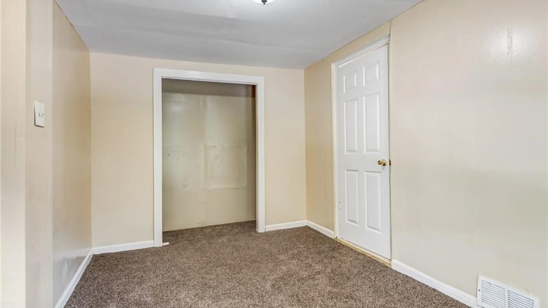 Property at 1046 E Ferry Street, Buffalo, NY 14211 22