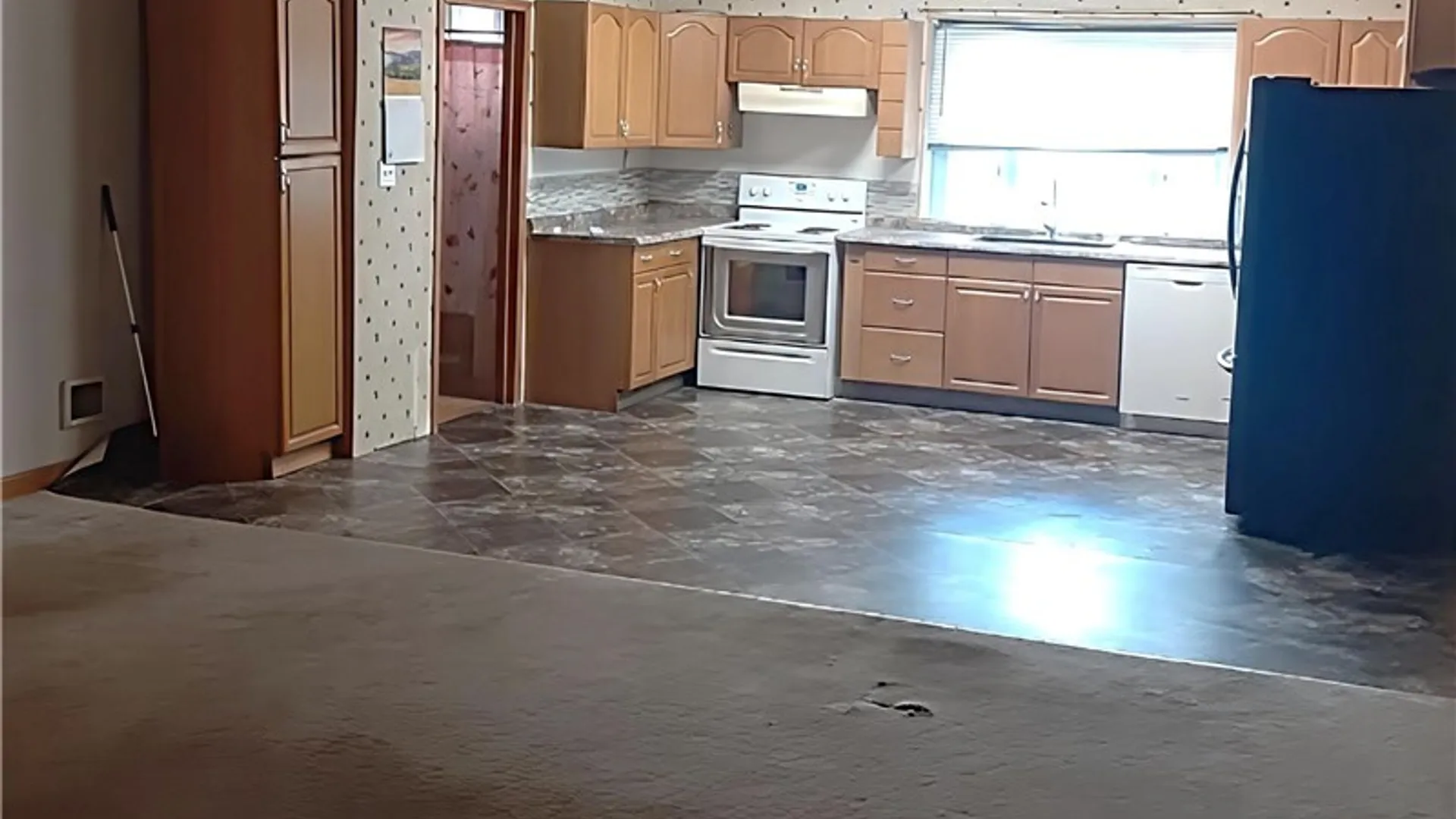 Property at 637 Erie Avenue, North Tonawanda, NY 14120 3