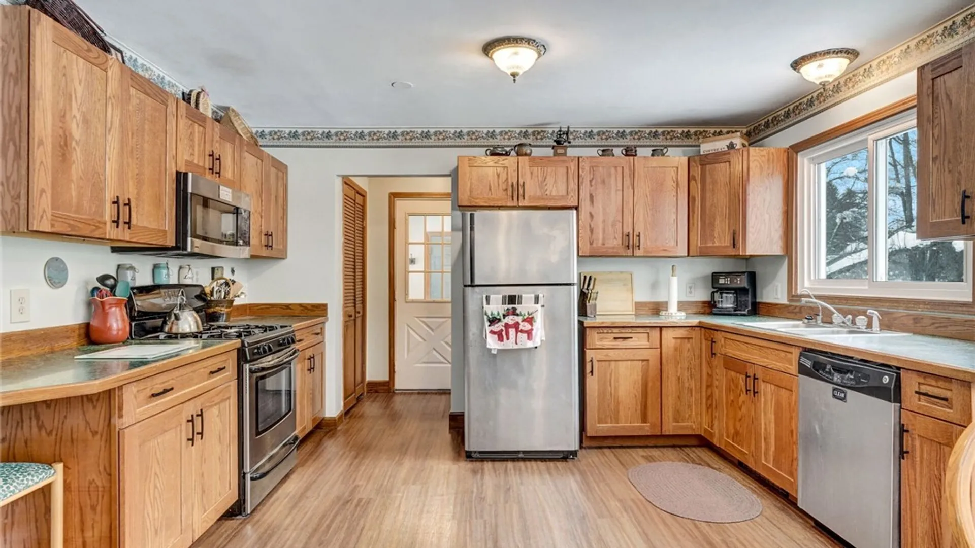 Property at 71 Willis Avenue, Aurora, NY 14139 4