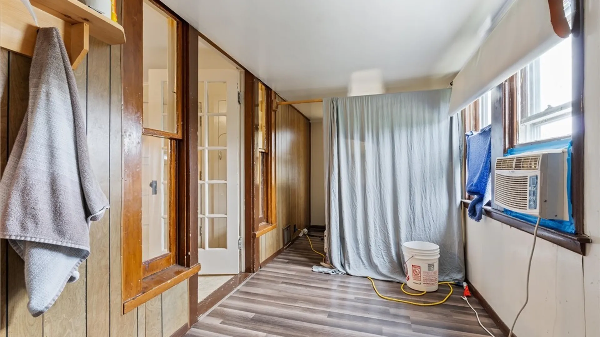 Property at 1 Seneca Avenue, Vernon, NY 13421 4