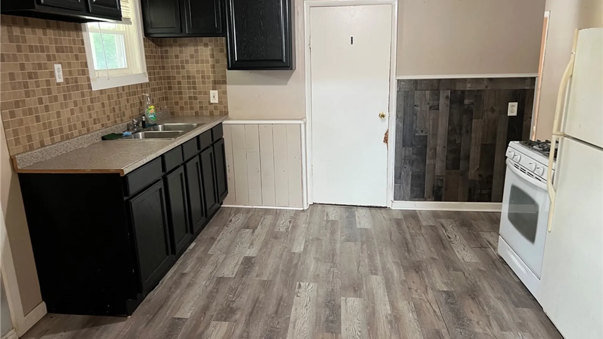 Property at 1869 Merriline Avenue, Utica, NY 13502 3