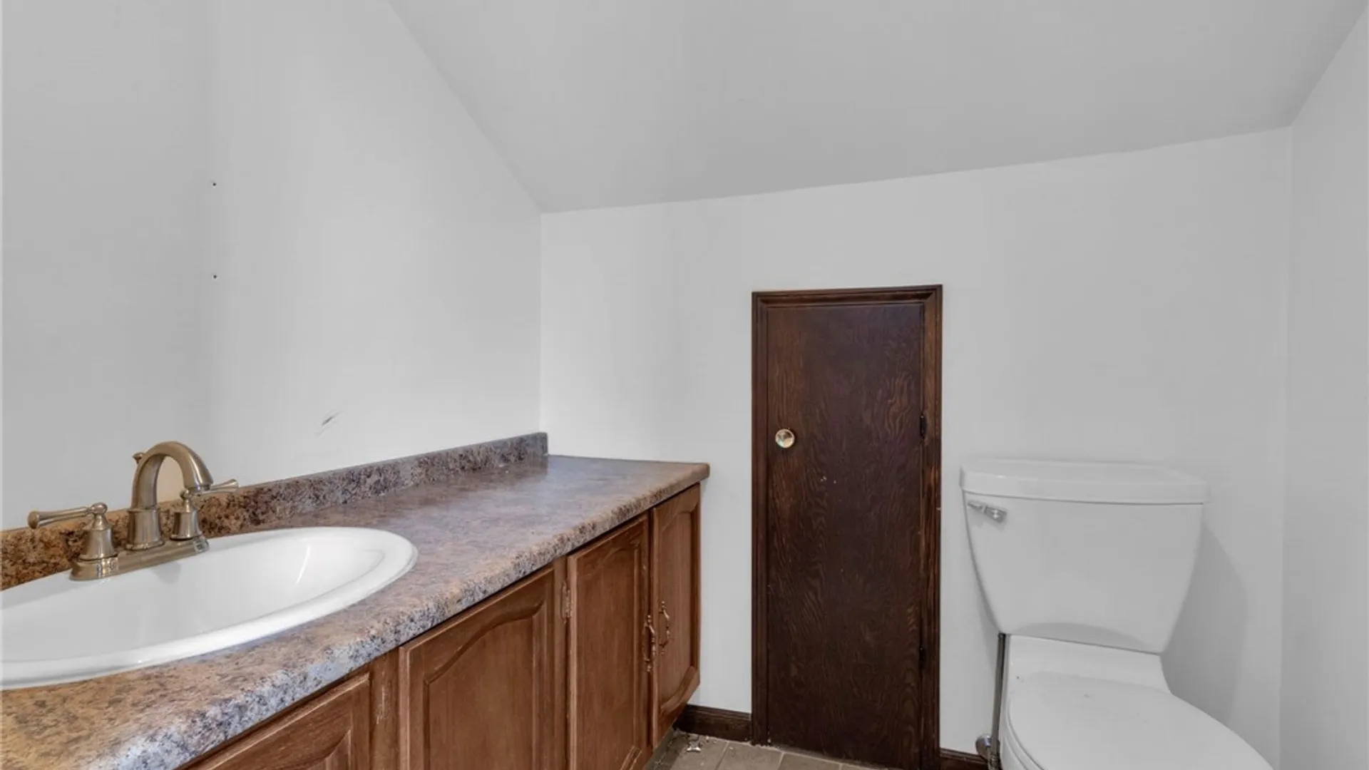 Property at 3083 William Street, Cheektowaga, NY 14227 10