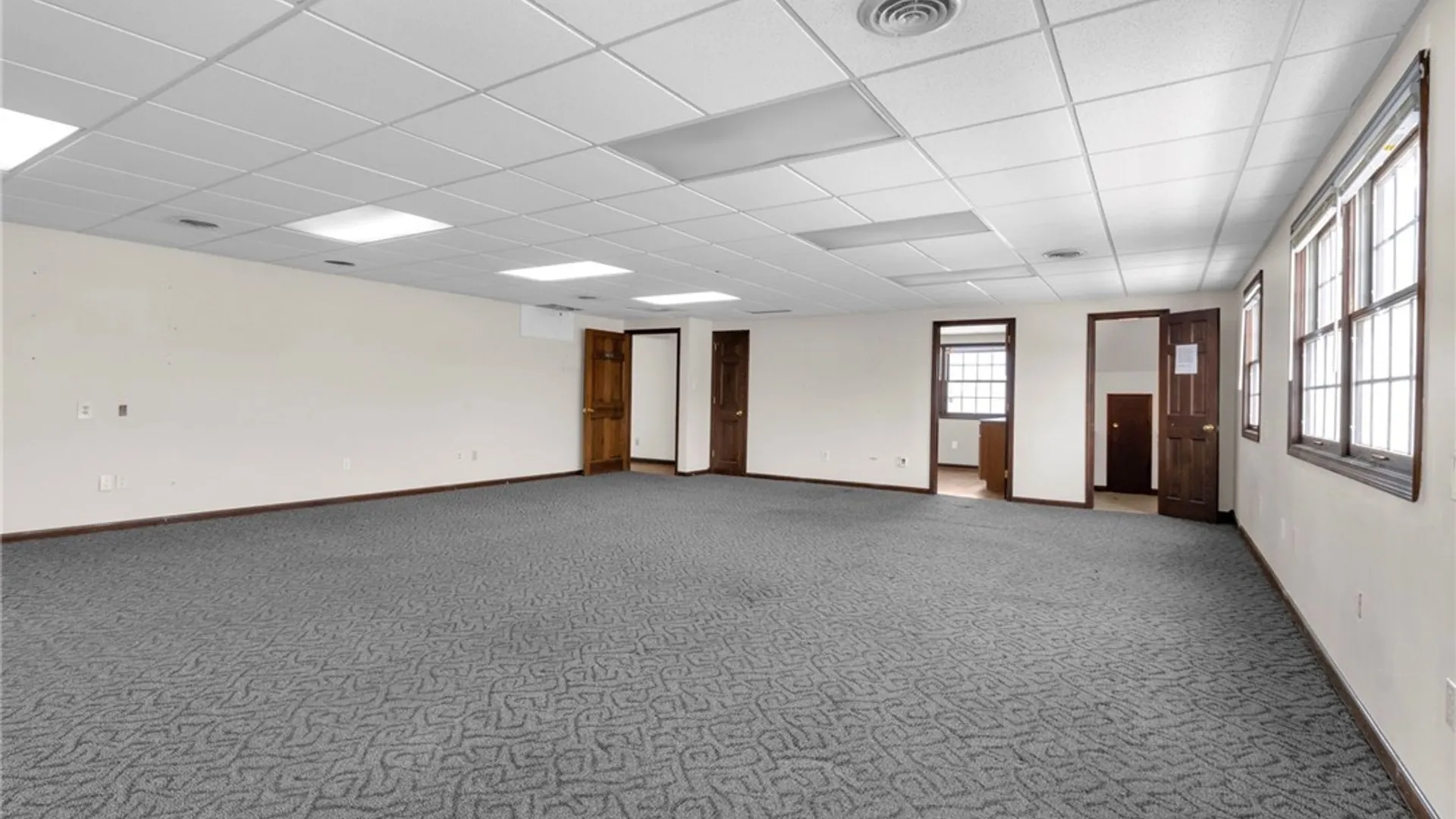 Property at 3083 William Street, Cheektowaga, NY 14227 12