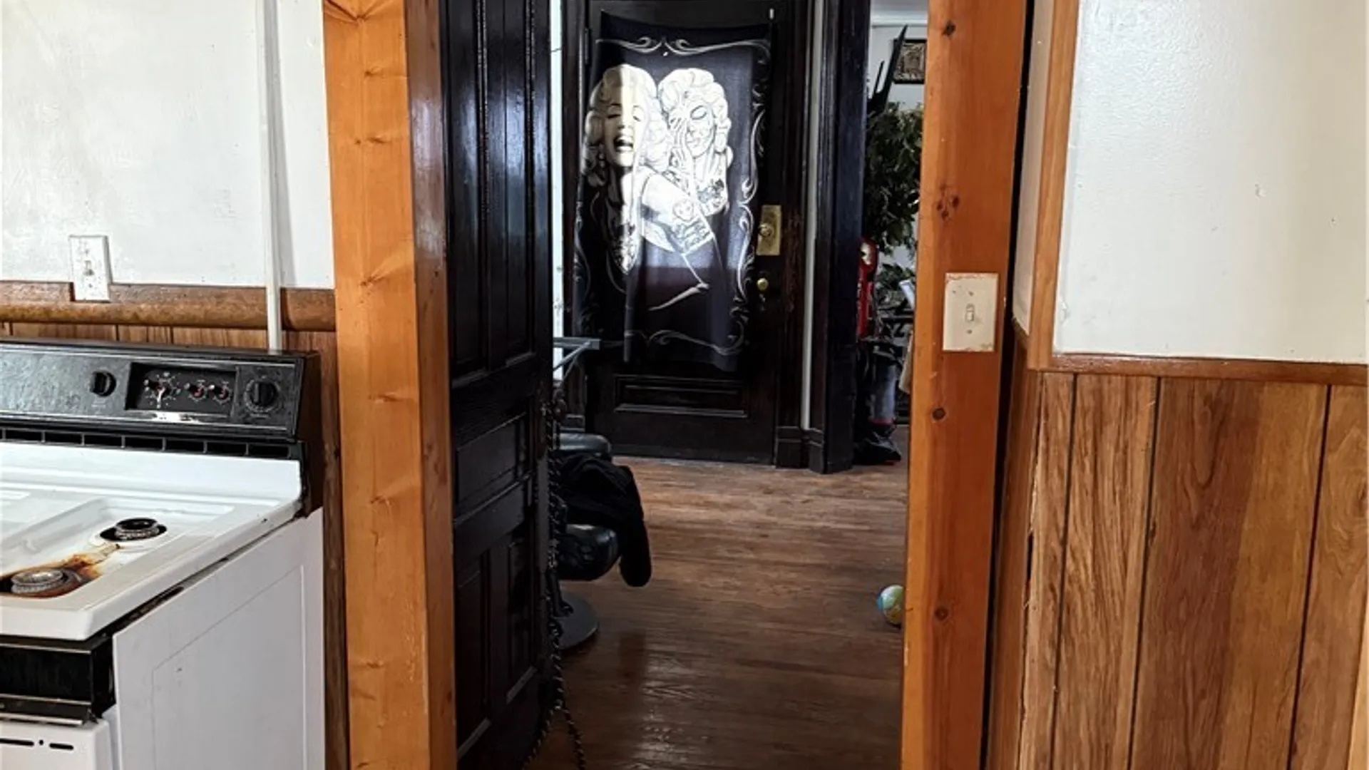 Property at 623 Chestnut Avenue, Niagara Falls, NY 14305 6