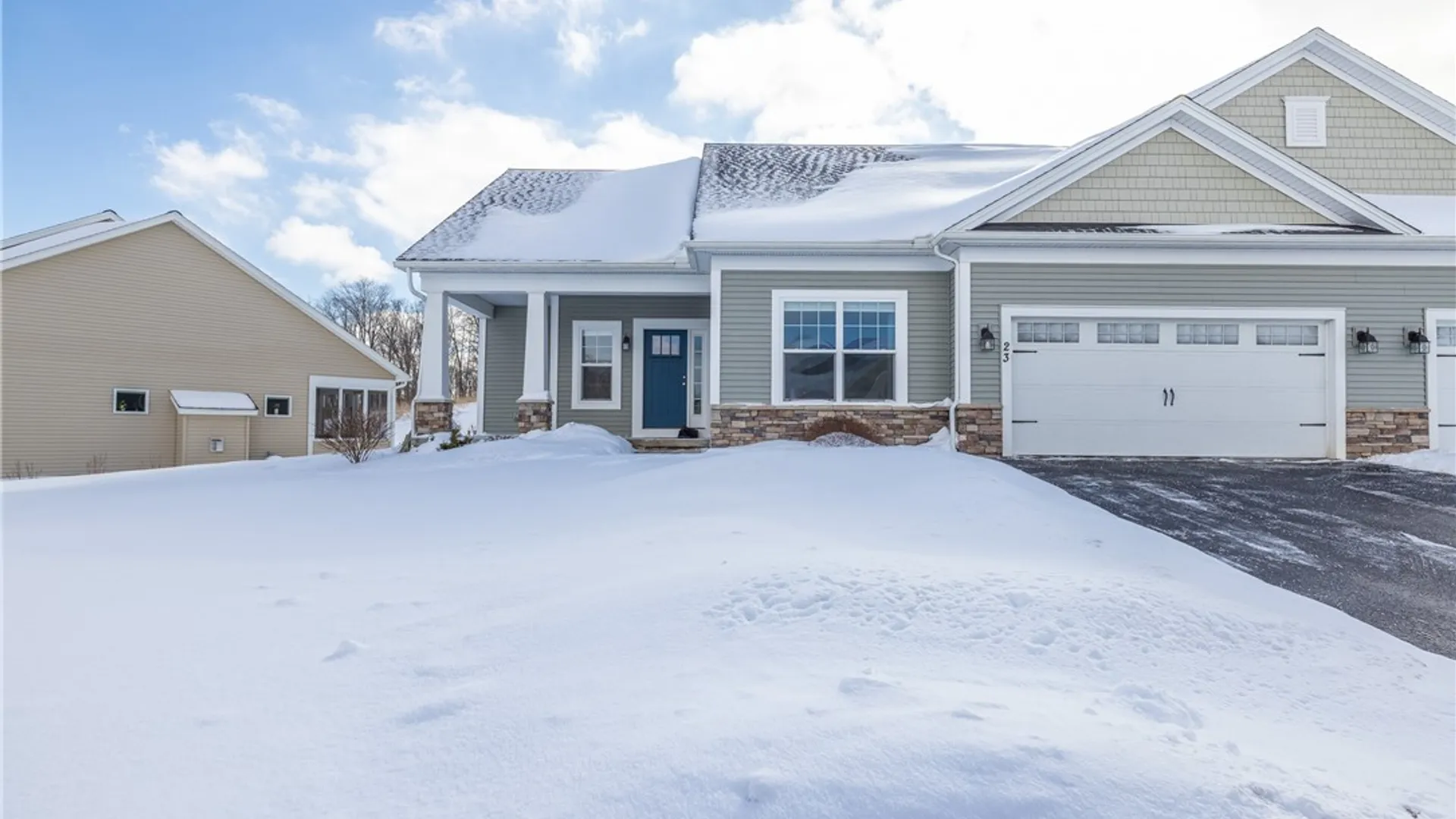 Property at 23 Longtrail Lane, Henrietta, NY 14467 39