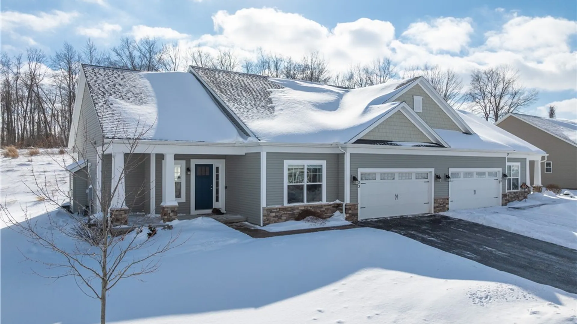 Property at 23 Longtrail Lane, Henrietta, NY 14467 42