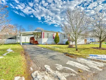 Property at 544 Rockview Drive, Clarendon, NY 14470