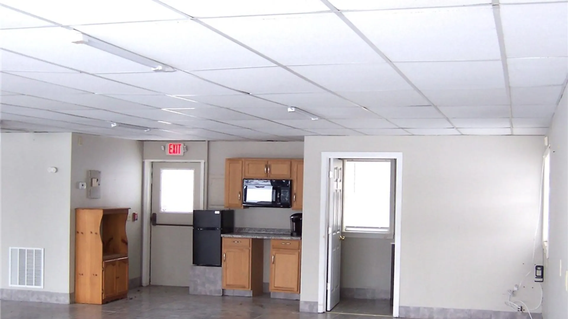 Property at 13896 Route 31, Albion, NY 14411 5