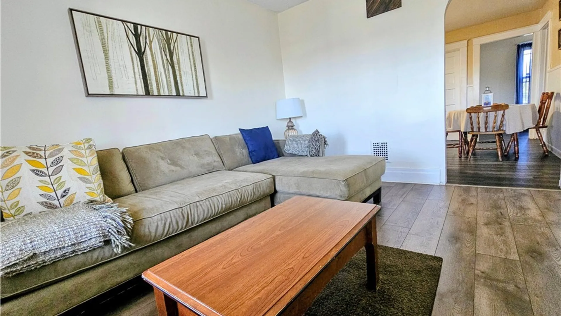 Property at 1726 Elmwood Avenue, Niagara Falls, NY 14301 5