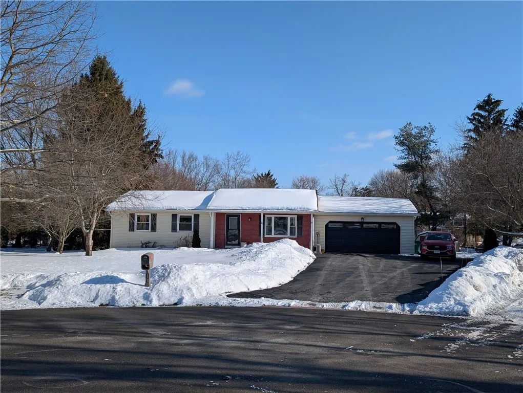 Property at 13 Canterbury Court, Bergen, NY 14416