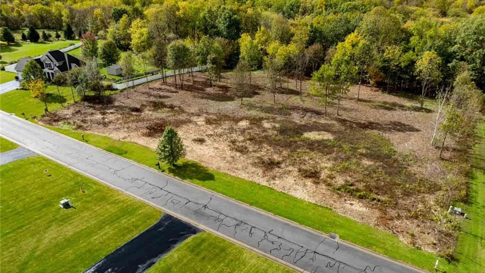 Property at 6240 Pheasants Crossing, Farmington, NY 14425 3
