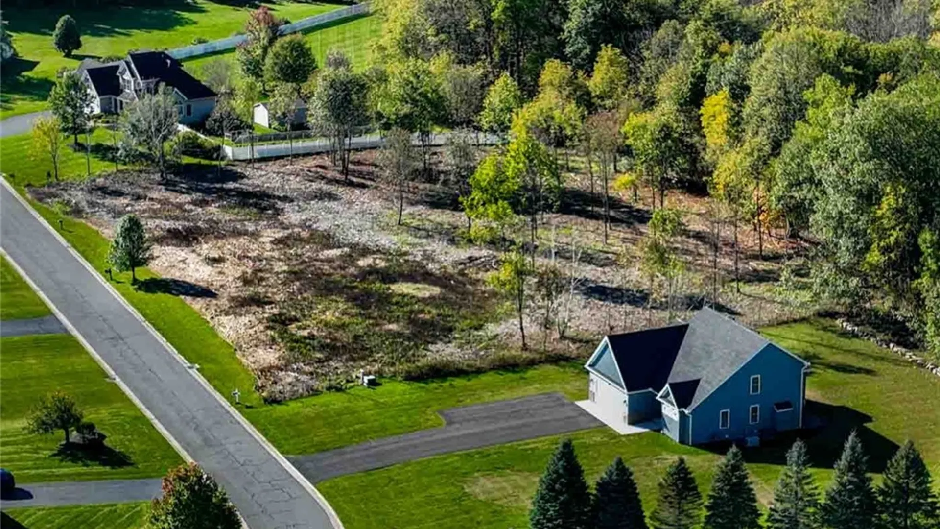 Property at 6240 Pheasants Crossing, Farmington, NY 14425 17
