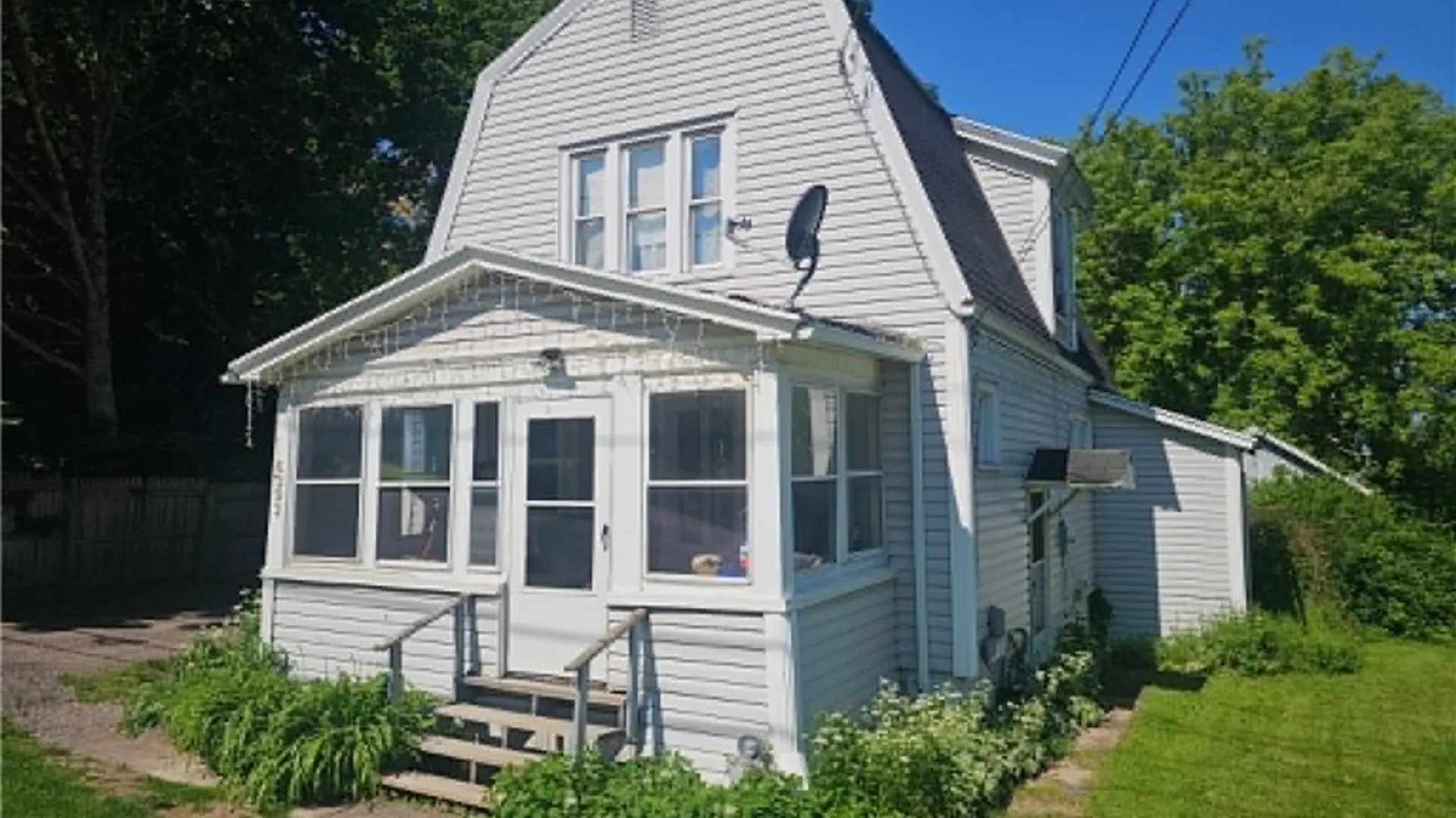 Property at 6393 E Townline Road, Williamson, NY 14589 2