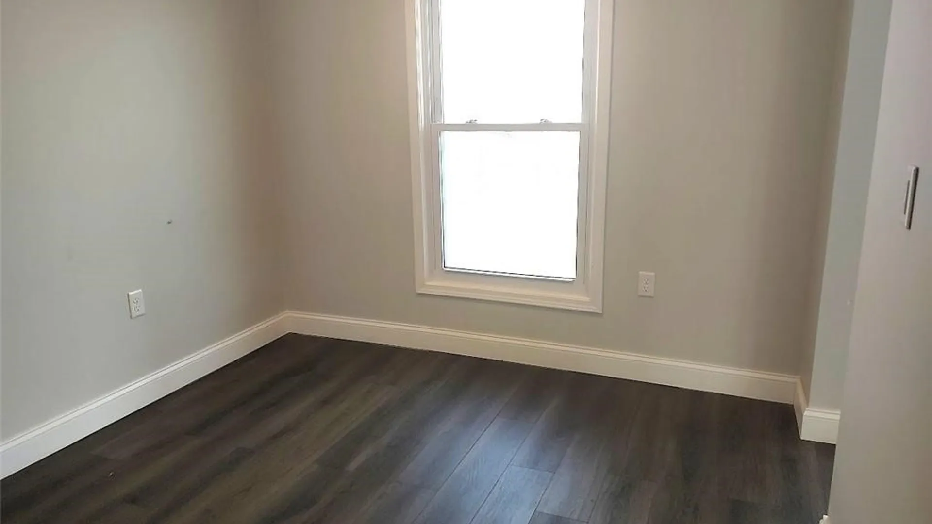 Property at 543 S Park Avenue, Buffalo, NY 14204 37