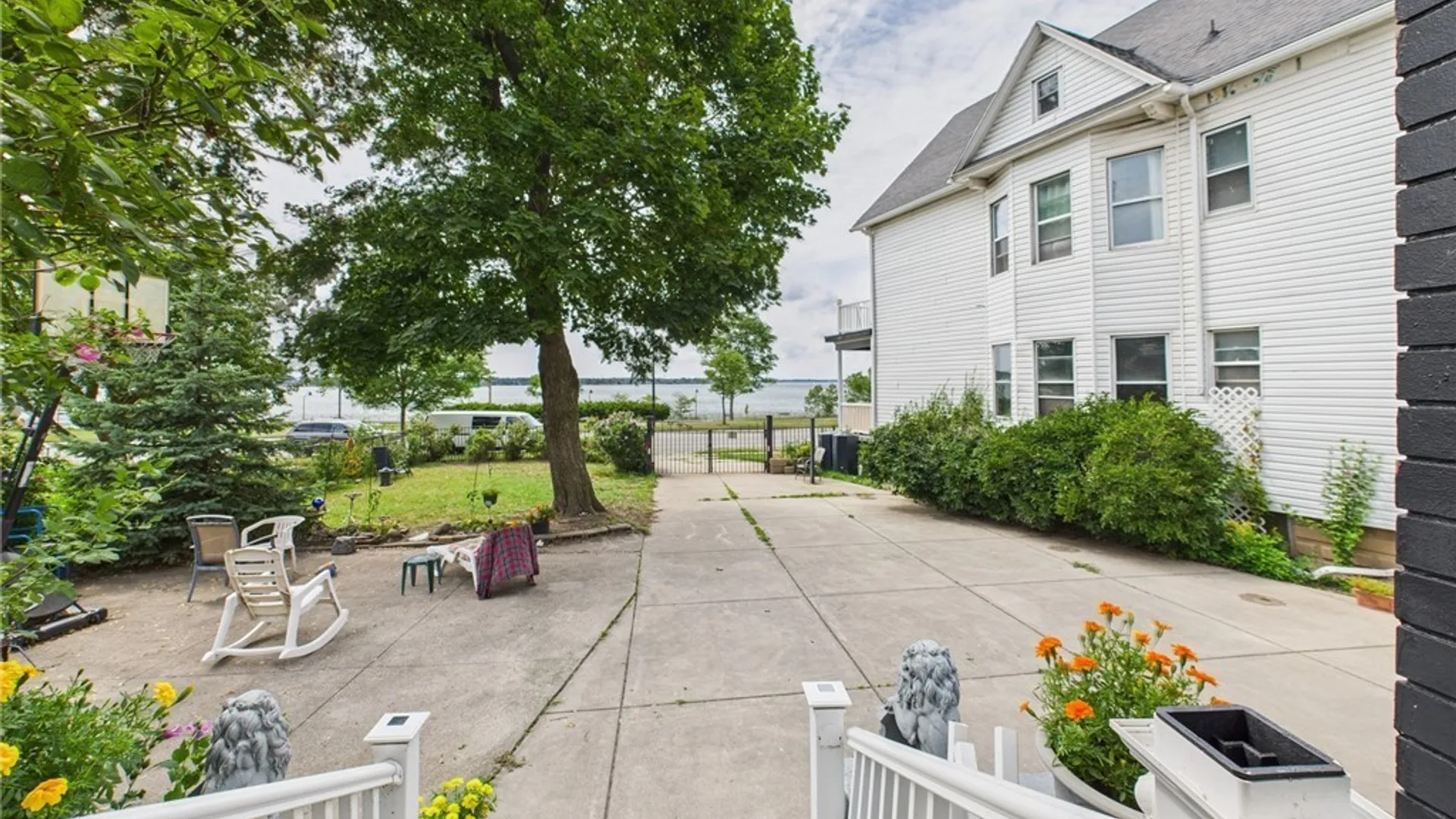 Property at 2403 Niagara Street, Buffalo, NY 14207 5