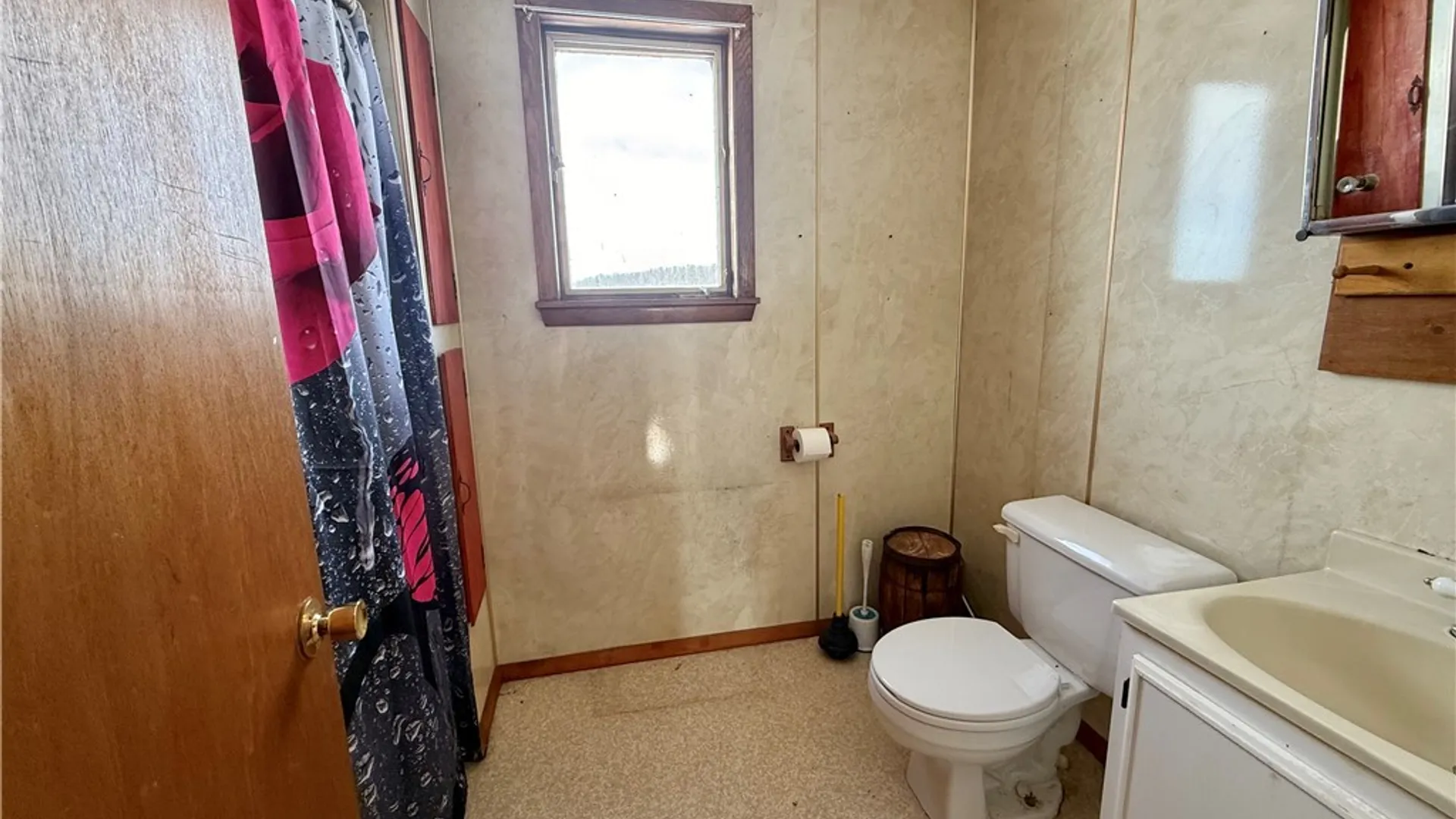Property at 6939 State Route 20, Sangerfield, NY 13480 14