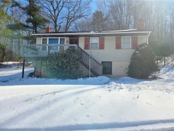 Property at 1914 State Route 13, Veteran, NY 14824