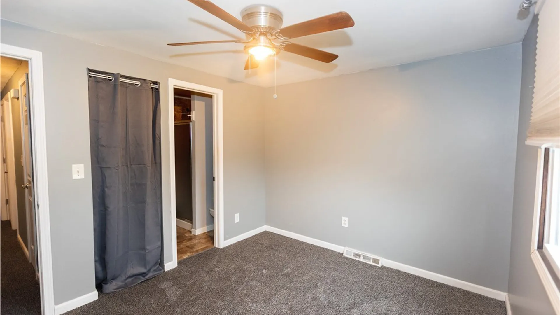 Property at 63 Sprucewood Drive, Cheektowaga, NY 14227 10