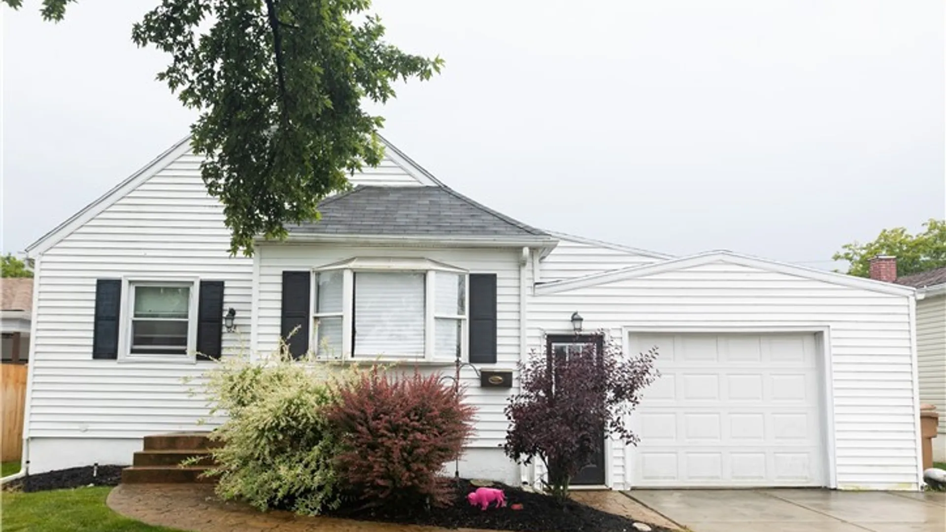 Property at 63 Sprucewood Drive, Cheektowaga, NY 14227 2