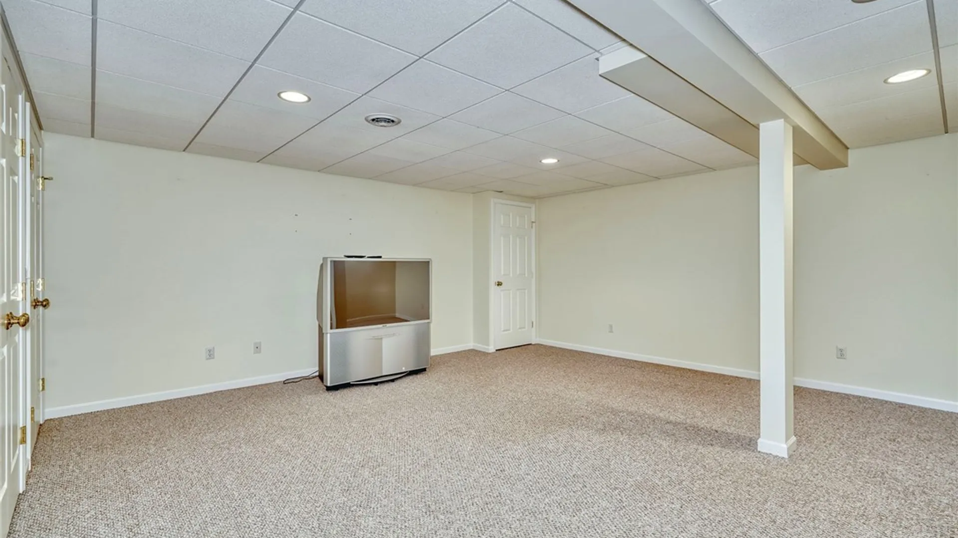 Property at 38 Munger Street, Bergen, NY 14416 29