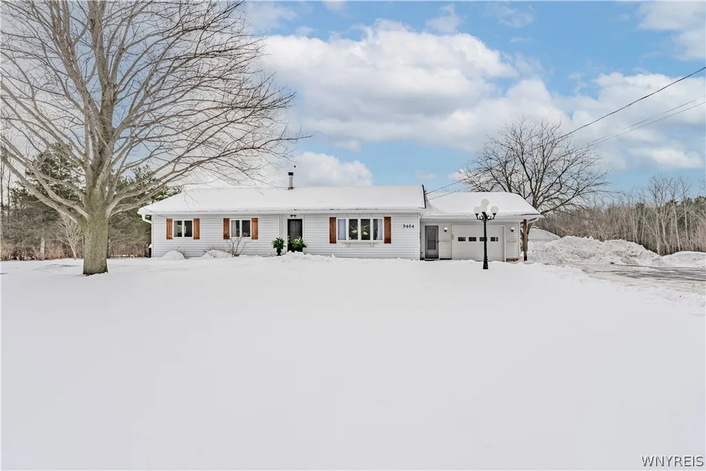 Property at 9464 Som Hartland Townline Road, Hartland, NY 14012