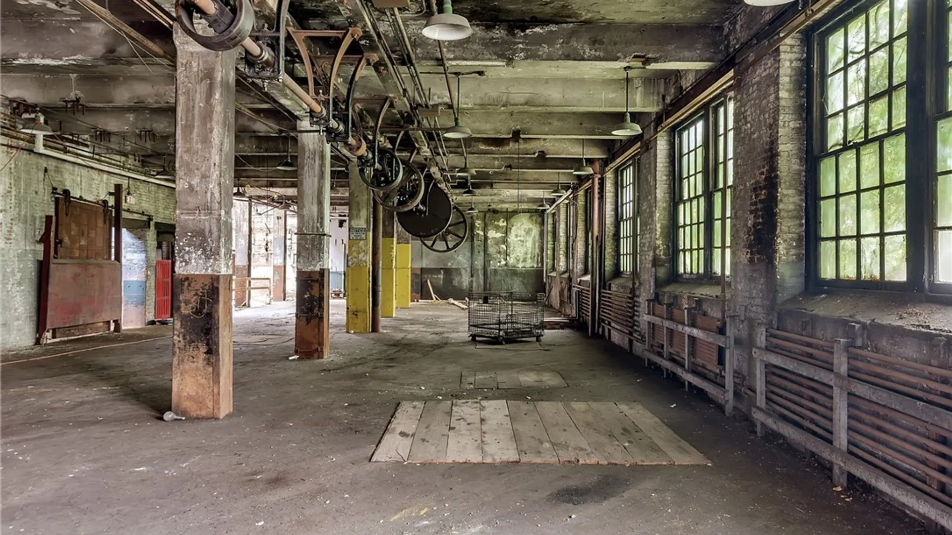 Property at 203 Pratt Street, Buffalo, NY 14204 7
