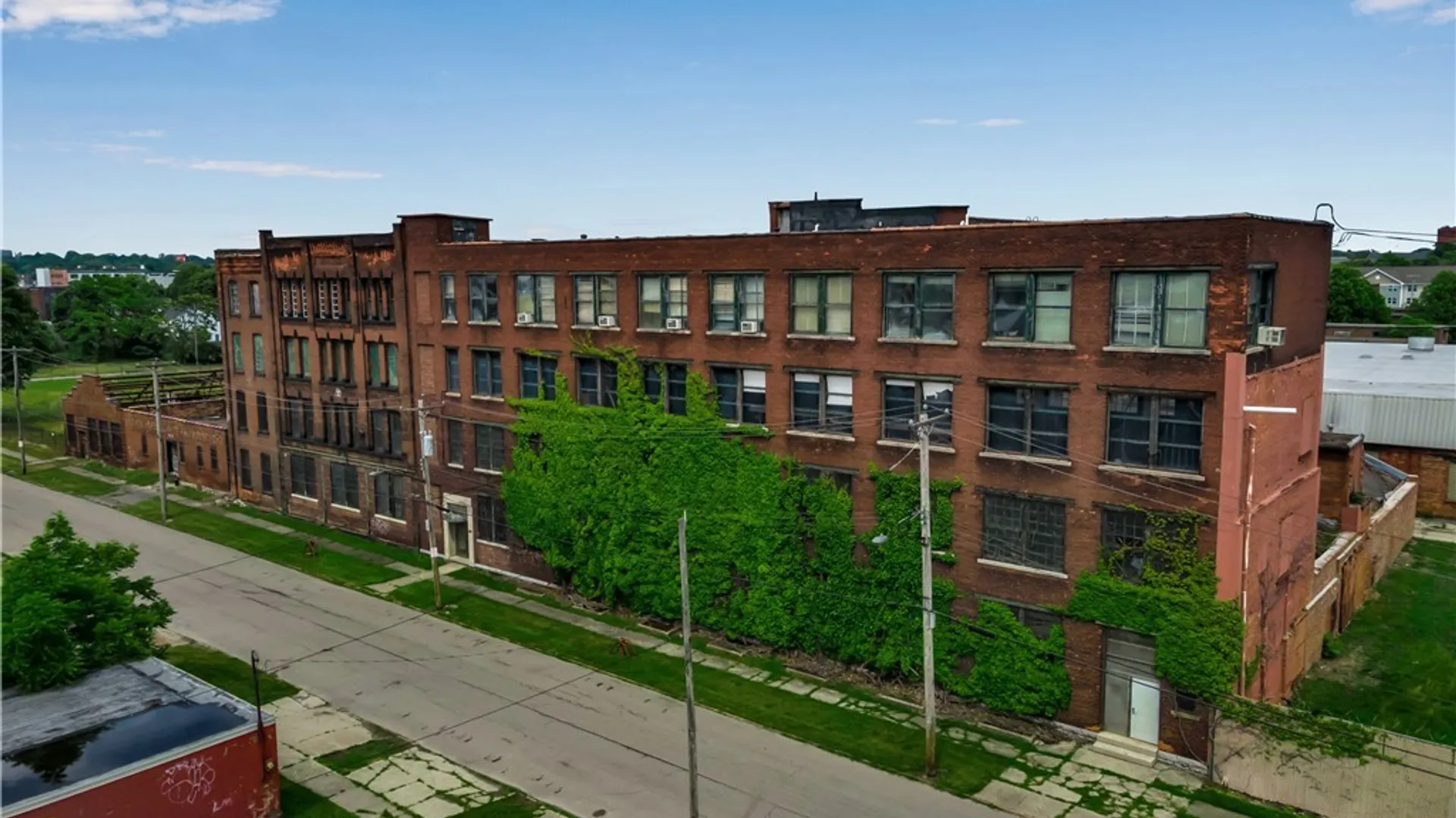Property at 203 Pratt Street, Buffalo, NY 14204 26
