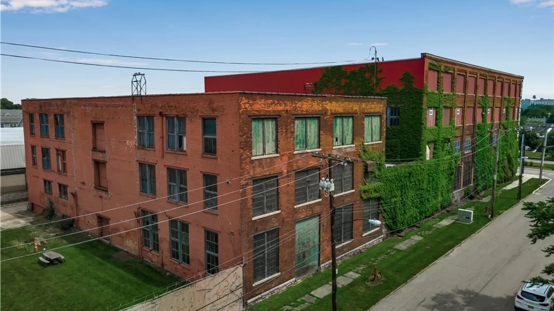 Property at 203 Pratt Street, Buffalo, NY 14204 30
