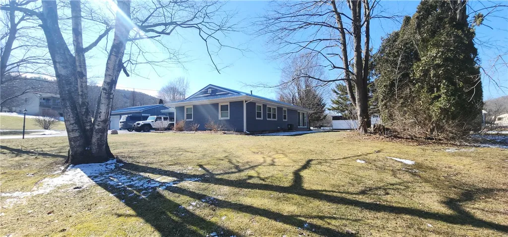 Property at 38 Rolling Acres Rd, Southport, NY 14871