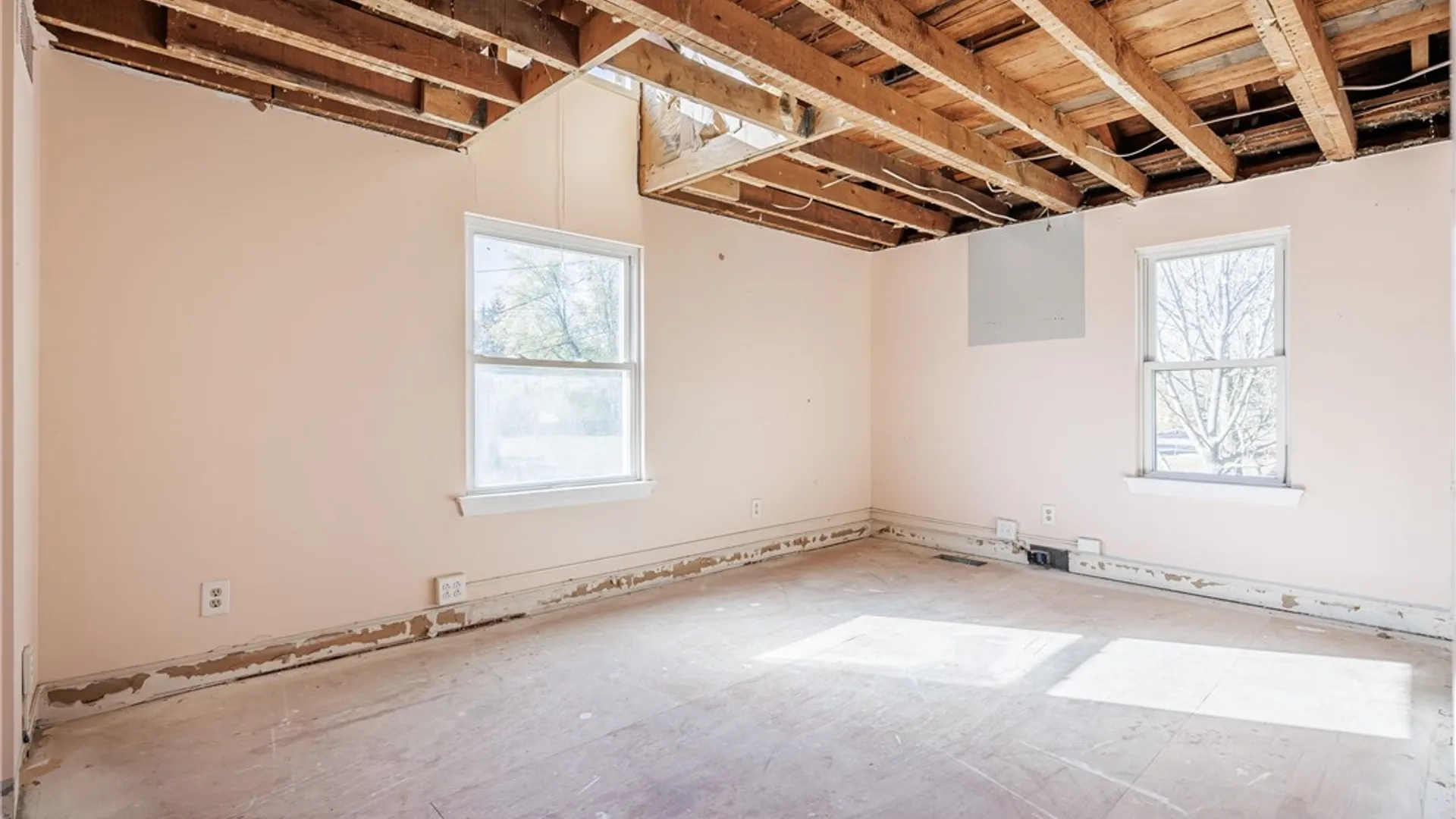 Property at 5692 Pittsford Palmyra Road, Pittsford, NY 14534 16
