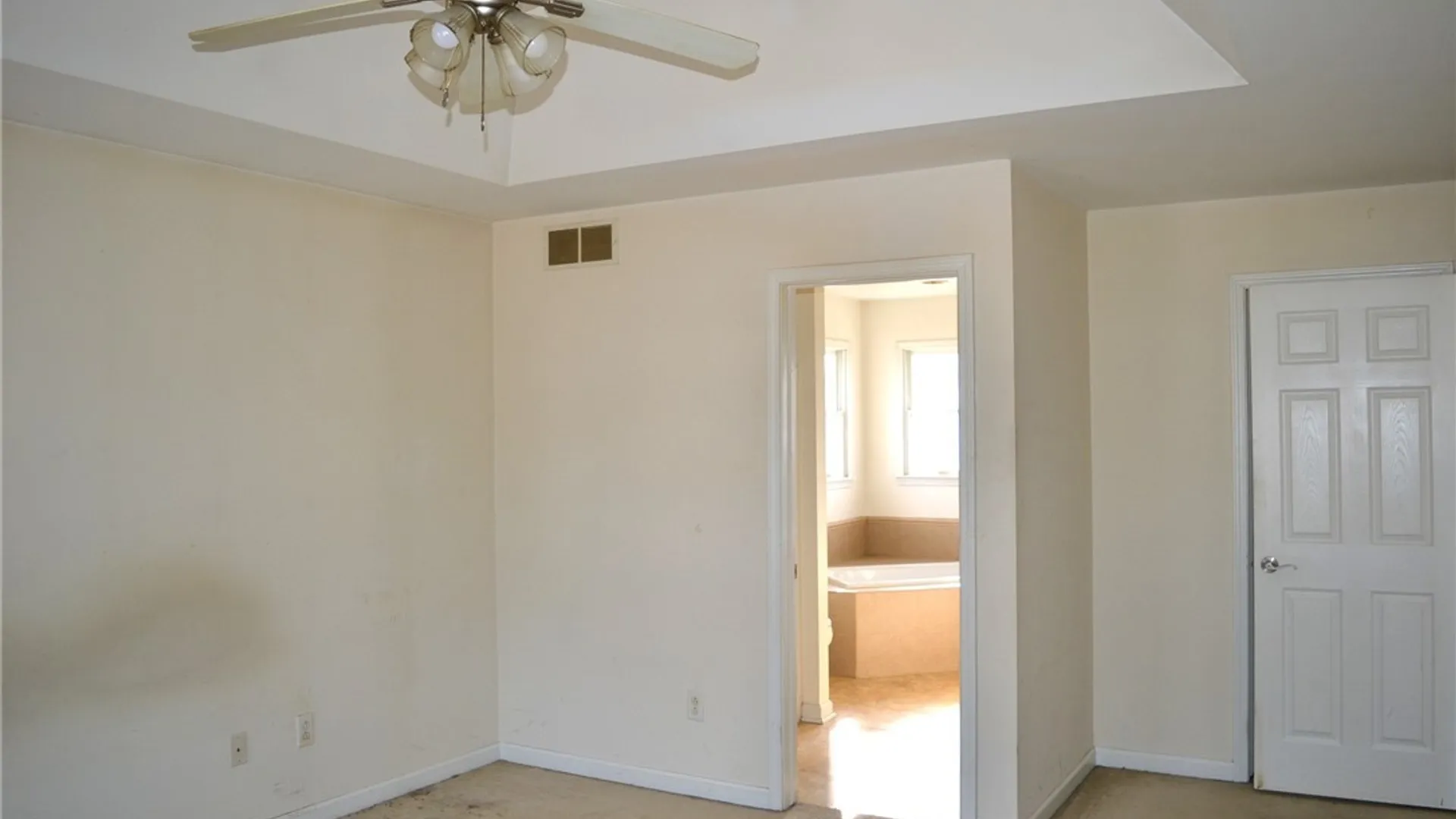 Property at 11 Taylor Court, West Seneca, NY 14224 16