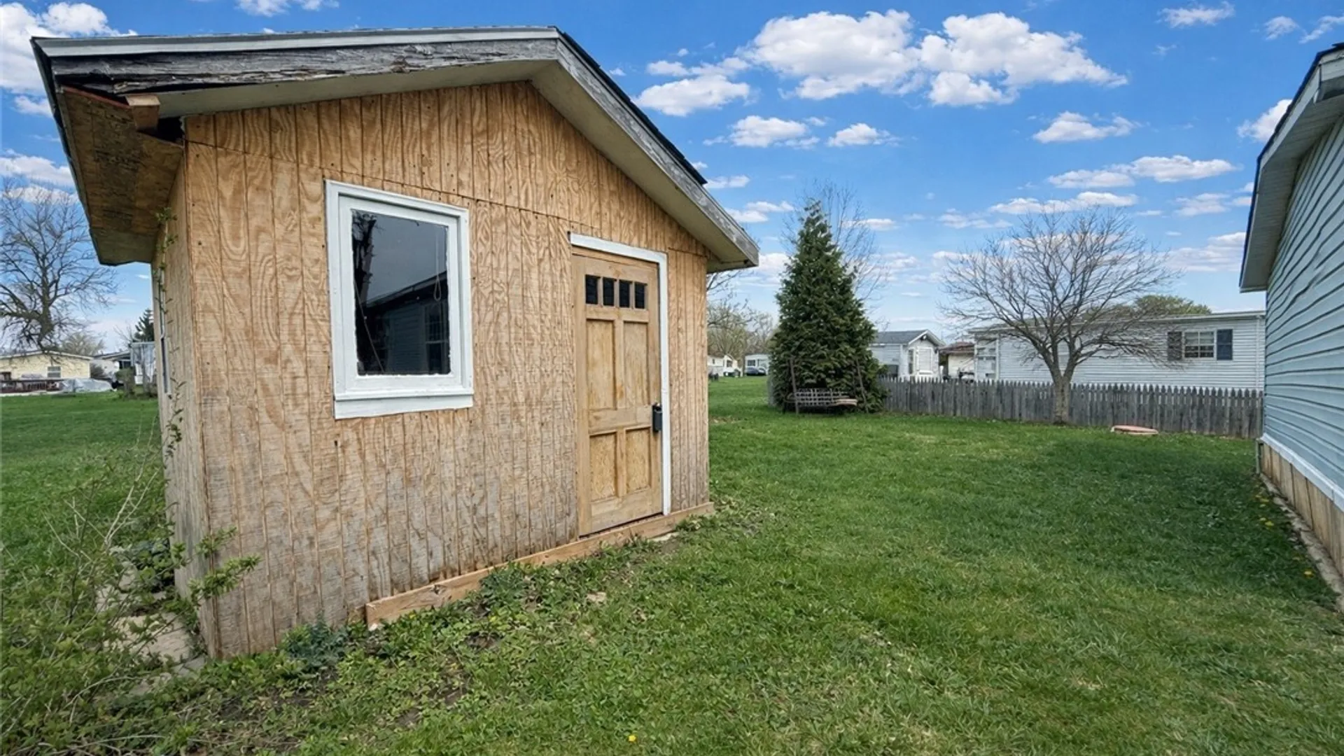Property at 455 Chestnut Drive, Lockport Town, NY 14094 5