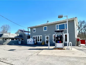 Property at 112 E Broadway Street, Cape Vincent, NY 13618