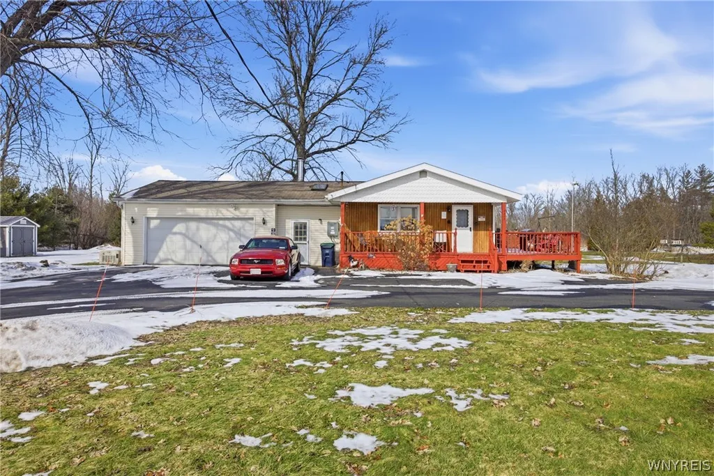 Property at 3323 New Road, Wilson, NY 14131