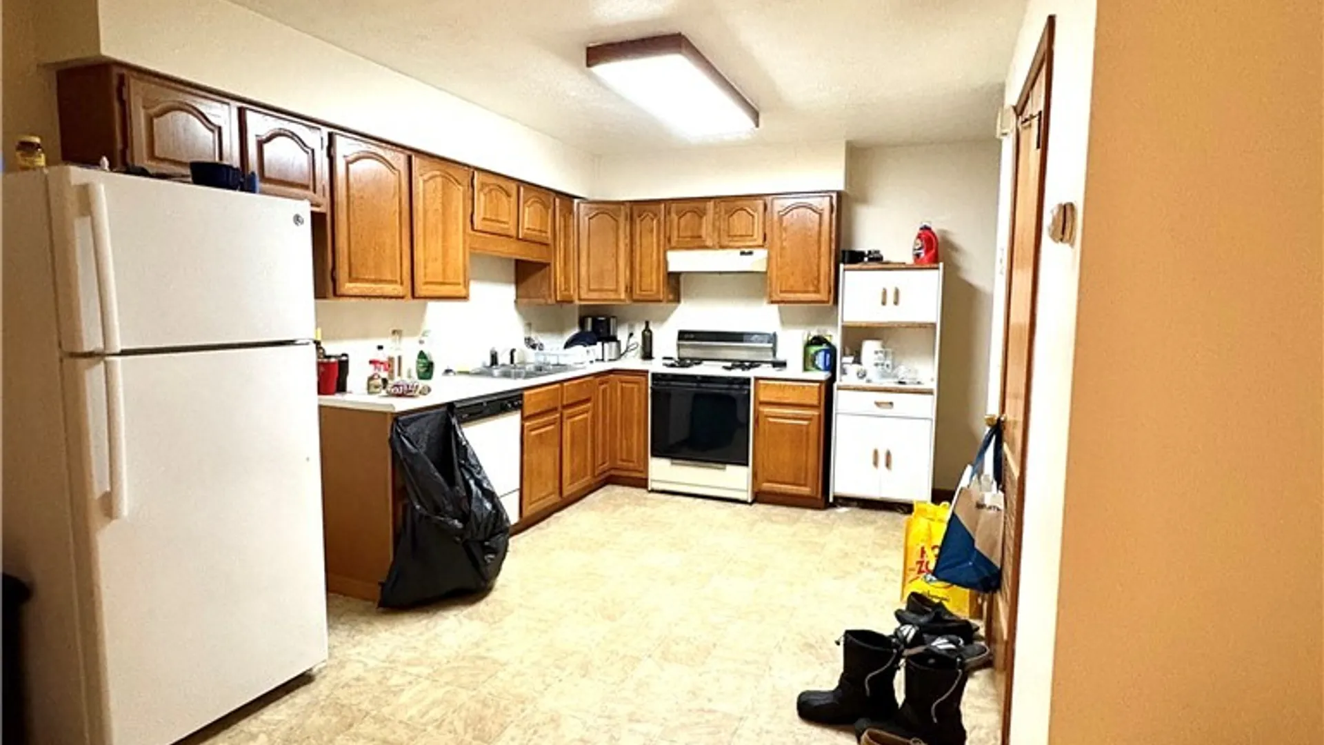 Property at 32 E Genesee Street, Auburn, NY 13021 15