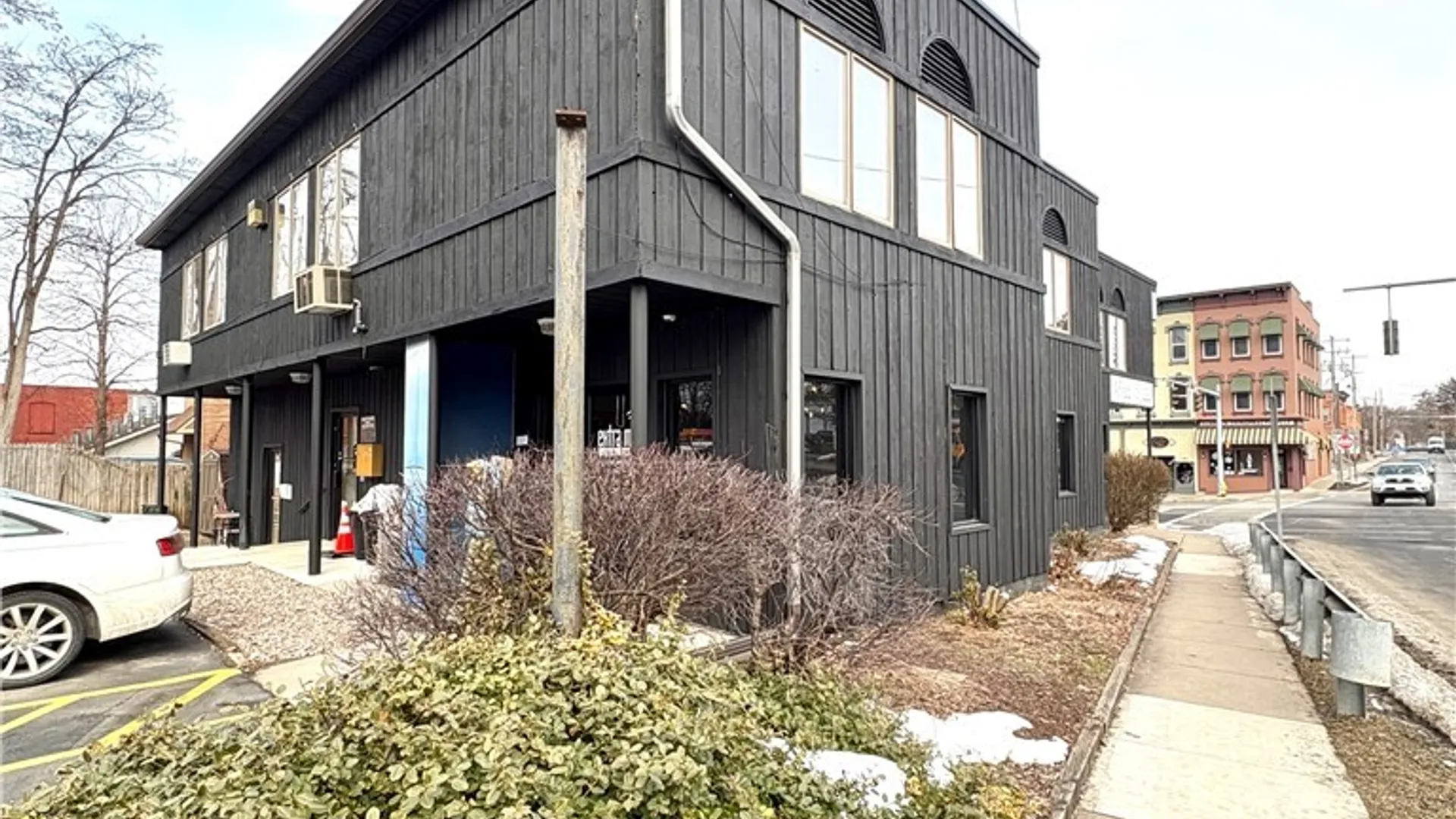 Property at 32 E Genesee Street, Auburn, NY 13021 4