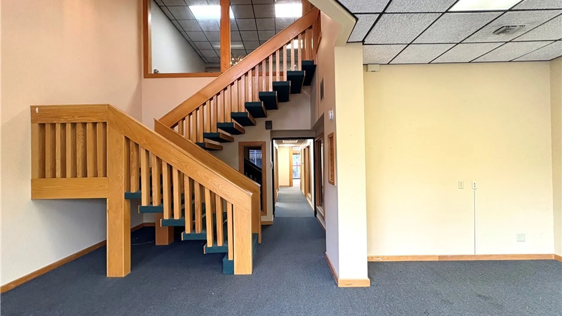 Property at 32 E Genesee Street, Auburn, NY 13021 28