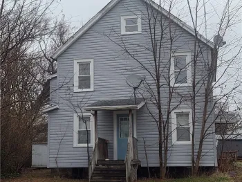 Property at 21 Elm, Hanover, NY 14136