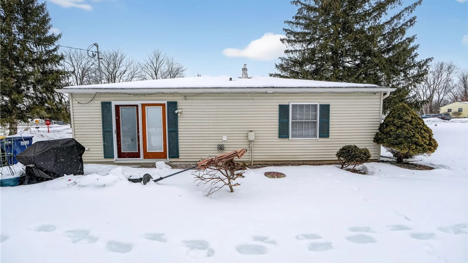 Property at 5677 Eastwood Drive, Verona, NY 13478 3