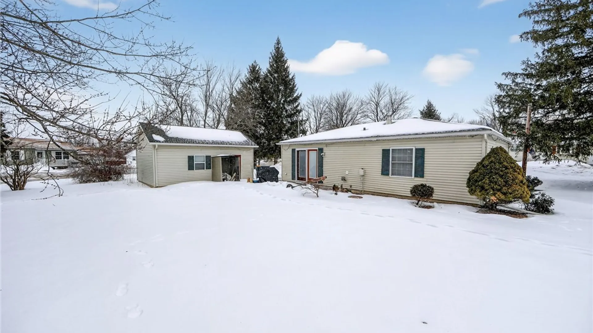 Property at 5677 Eastwood Drive, Verona, NY 13478 4