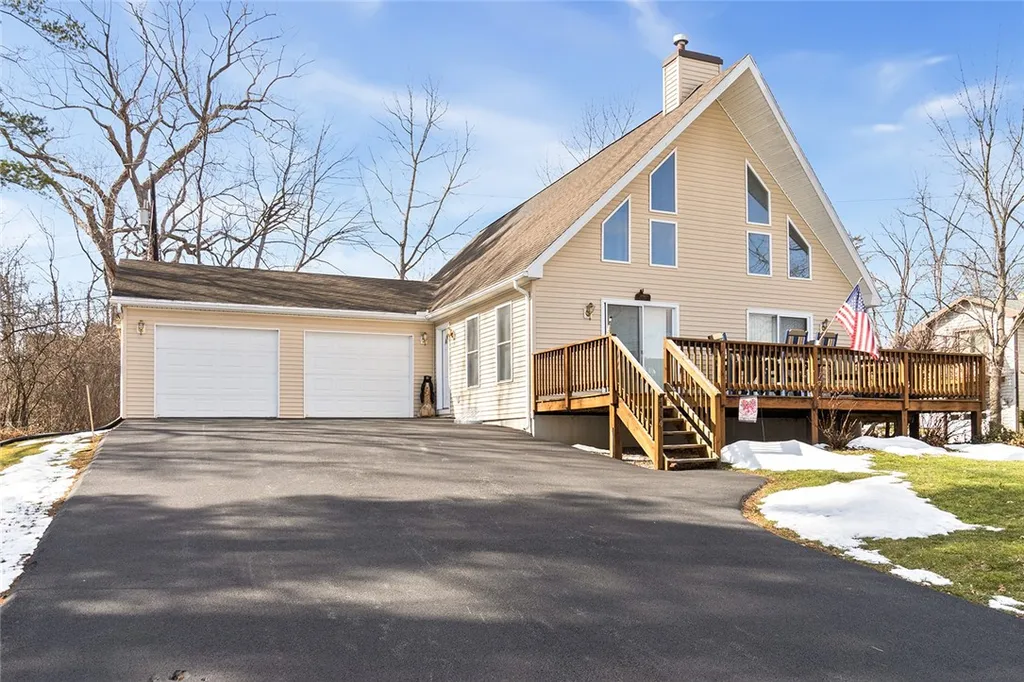 Property at 4254 Lake Avenue, Jerusalem, NY 14478