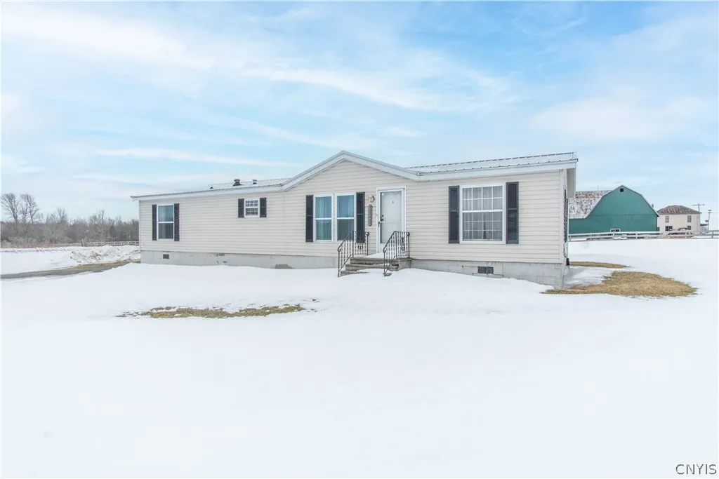 Property at 12086 Ryans Way, Lyme, NY 13622