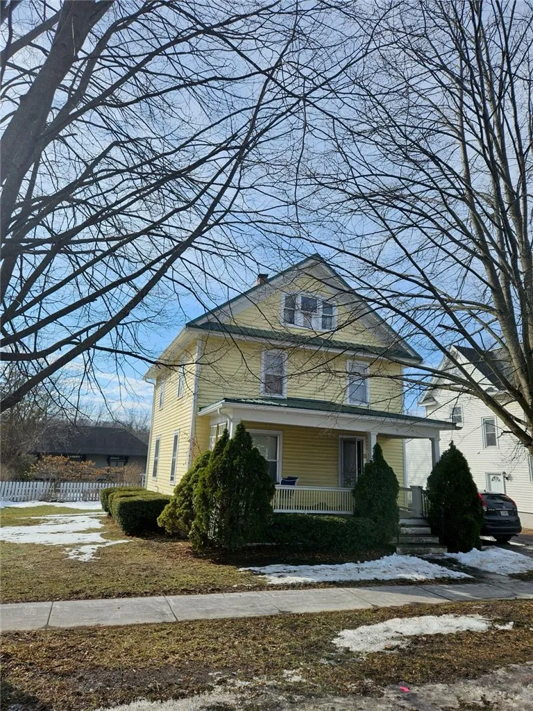 Property at 9 Stephens Street, Manchester, NY 14432