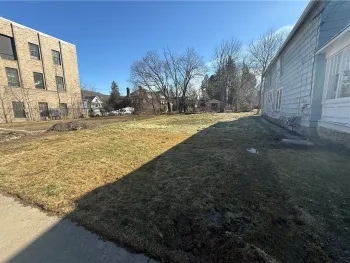 Property at 20 E Corydon Street, Bradford City, PA 16701