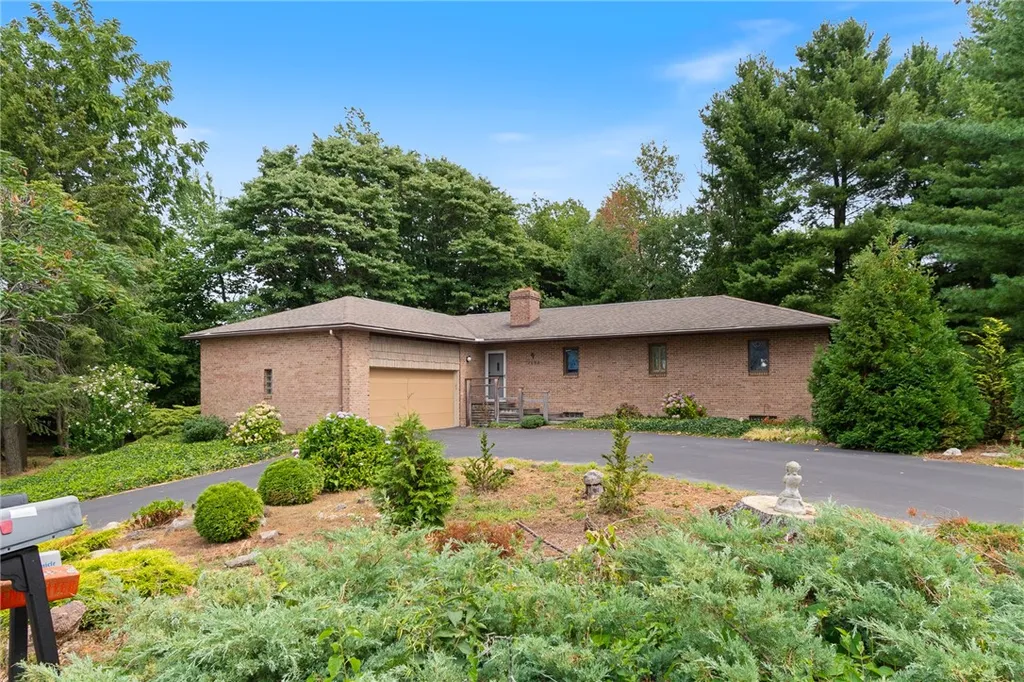 Property at 7082 Overlook Drive, Sodus, NY 14555